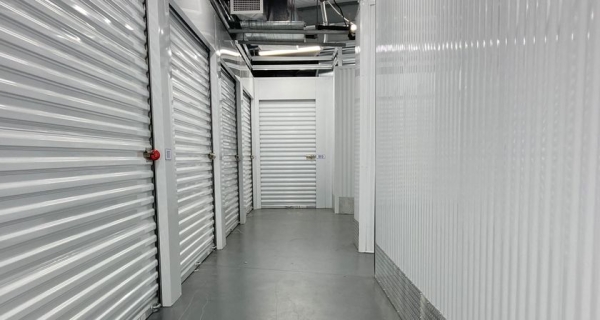 Facility photo: //images.sparefoot.com/medium/2456266a07740c968da.jpg
