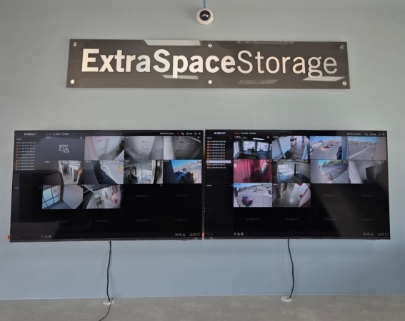 Storage Units at Extra Space Storage - 5210 - North Las Vegas - N Commerce St - 6823 North Commerce Street