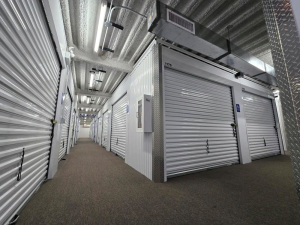 Storage Units at Extra Space Storage - 5218 - Chicago - N Sheffield Ave - 3839 North Sheffield Avenue