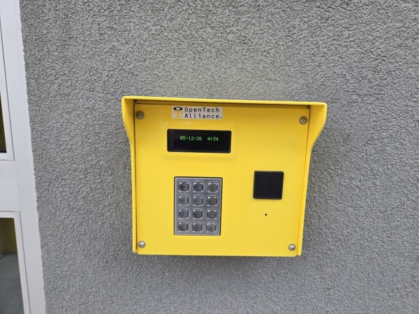 Facility photo: //images.sparefoot.com/medium/2456526a0b065c29c62.jpg