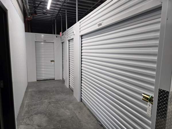 Facility photo: //images.sparefoot.com/medium/2456526a0b065ebd222.jpg