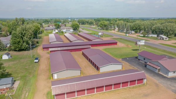 Facility photo: //images.sparefoot.com/medium/2456846a1dec97611f8.jpg