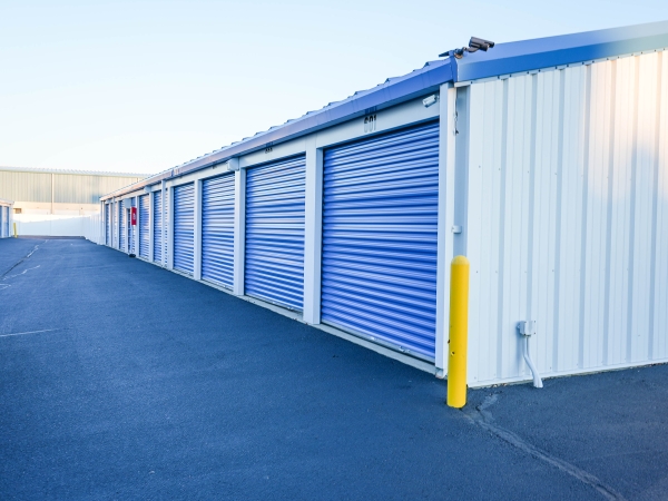 Facility photo: //images.sparefoot.com/medium/2456926a060e8028f08.jpg