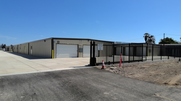 Facility photo: //images.sparefoot.com/medium/2456956a1f42846d014.jpg