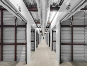 Facility photo: //images.sparefoot.com/medium/2457116a074b9cdc192.png