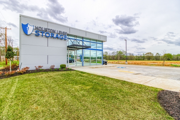 Facility photo: //images.sparefoot.com/medium/2457326a0cb832959aa.jpg