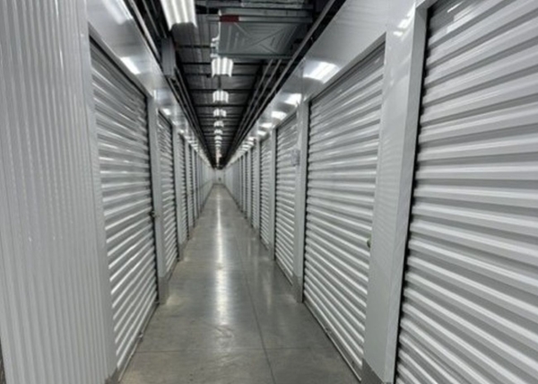 Facility photo: //images.sparefoot.com/medium/2457576a0ef5cd2b688.jpg