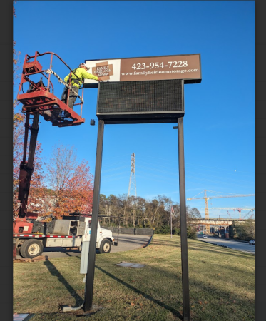 Facility photo: //images.sparefoot.com/medium/2457686a122b90e5b8d.png