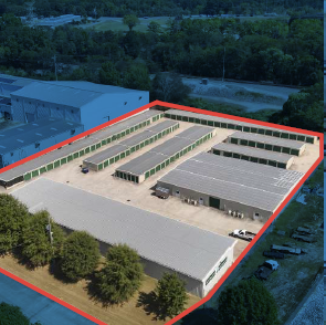 Facility photo: //images.sparefoot.com/medium/2457686a122b9873413.png