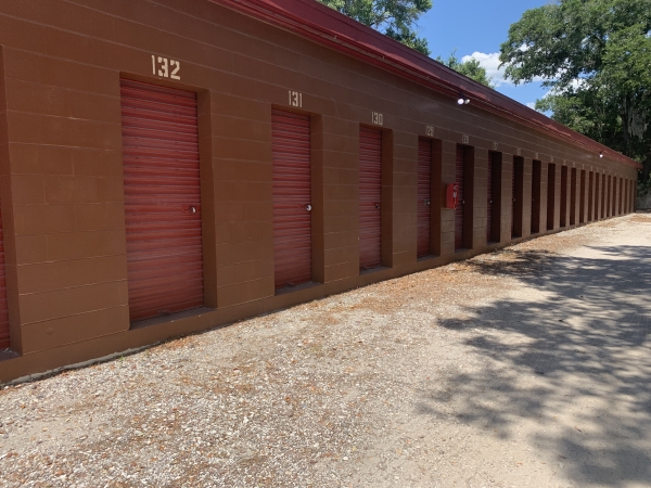 Facility photo: //images.sparefoot.com/medium/2458536a1dfb7094a98.jpg