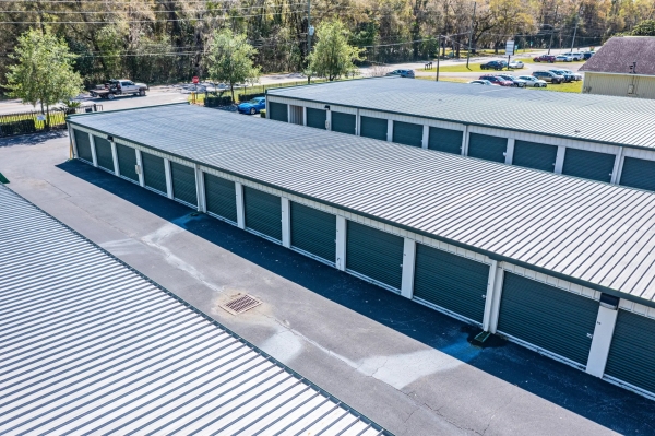 Facility photo: //images.sparefoot.com/medium/2458576a1e011ed9109.jpeg