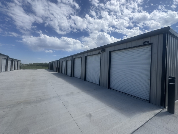 Facility photo: //images.sparefoot.com/medium/2459076a204951bf333.jpeg