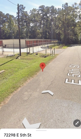 Facility photo: //images.sparefoot.com/medium/2459316a26d0b5655dd.jpg