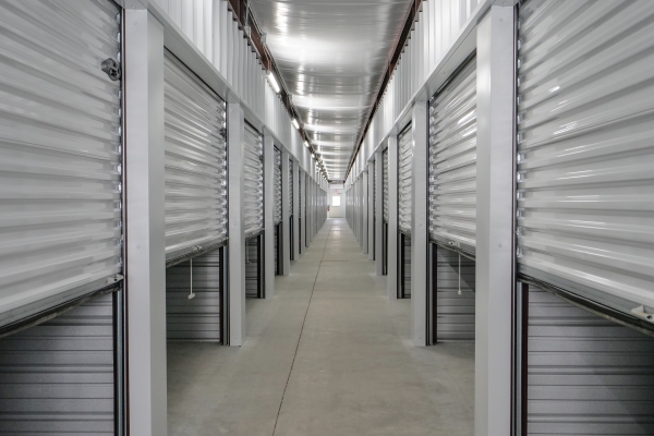 Facility photo: //images.sparefoot.com/medium/2459416a273856a2097.jpg
