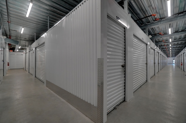 Facility photo: //images.sparefoot.com/medium/2459456a280df3ab594.jpg