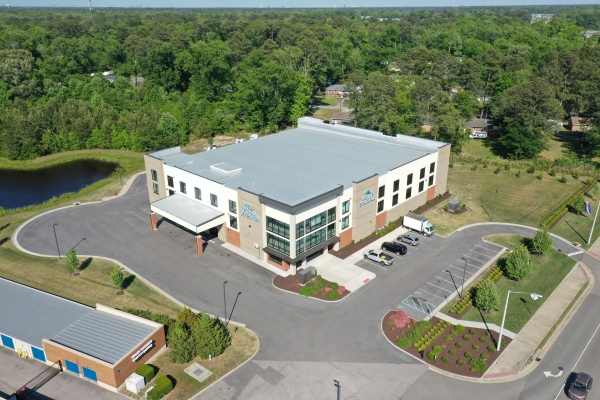 Facility photo: //images.sparefoot.com/medium/2459456a280e0eb77e1.jpg