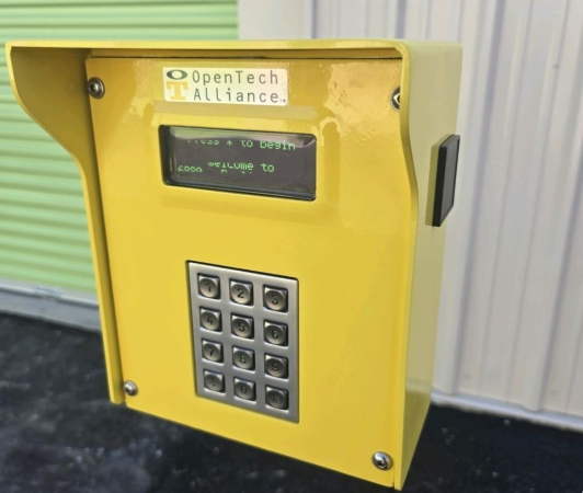 Facility photo: //images.sparefoot.com/medium/2459766a2aa451c25d6.jpg