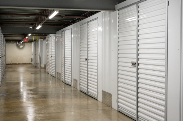 Facility photo: //images.sparefoot.com/medium/2459796a2ac182dd72f.jpg
