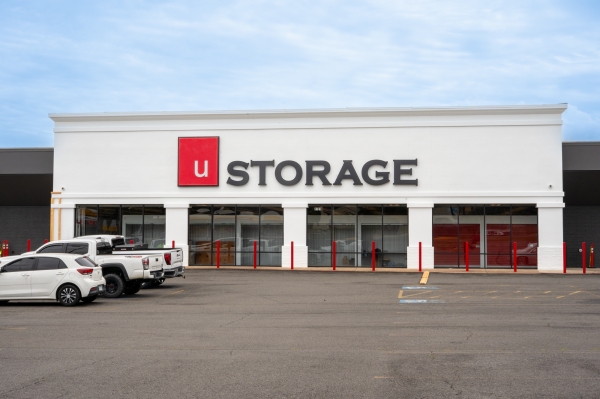 Facility photo: //images.sparefoot.com/medium/2459796a2ac19abf999.jpg