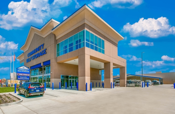 Storage Units at Community Self Storage - Bellaire / West U / Galleria - 5611 S. Rice Ave. - 5611 South Rice Avenue