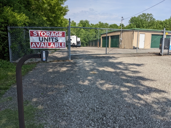Storage Units at Rent Rite Storage - Akron - 1589 Canton Road