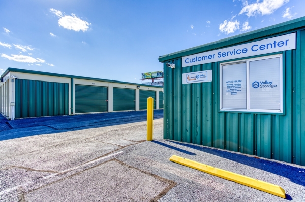 Facility photo: //images.sparefoot.com/medium/2460216a3af086a84f9.jpg