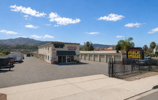 Facility photo: //images.sparefoot.com/medium/2460346a35b6c136d34.png