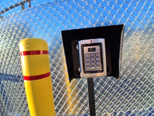 Facility photo: //images.sparefoot.com/medium/2460956a3c31761a2f6.jpeg