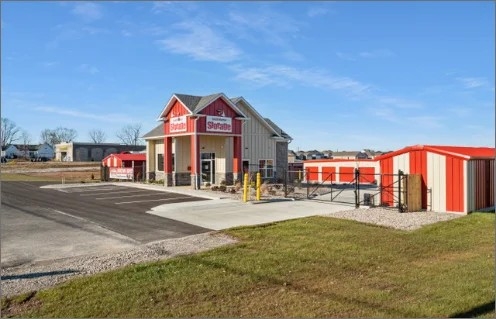 Facility photo: //images.sparefoot.com/medium/2460986a3d7ef6041e8.jpg