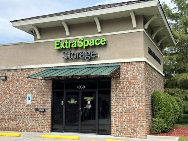 Facility photo: //images.sparefoot.com/medium/2461326a4501b6c63f6.jpg