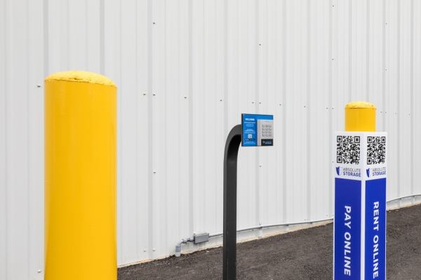 Facility photo: //images.sparefoot.com/medium/2462326a56c33dd42db.jpg