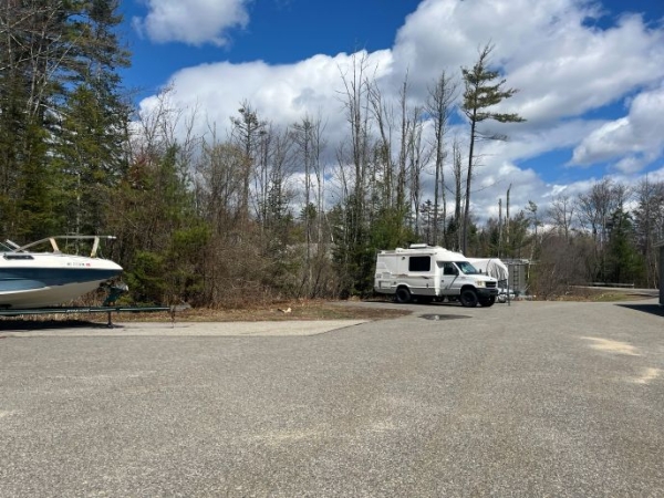 Facility photo: //images.sparefoot.com/medium/2462466a551973c16c6.jpg