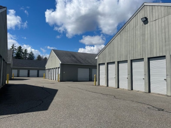 Facility photo: //images.sparefoot.com/medium/2462466a5519751a7be.jpg