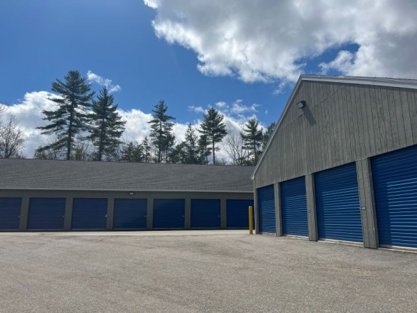 Facility photo: //images.sparefoot.com/medium/2462466a551975ba17a.jpg