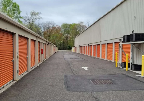 Facility photo: //images.sparefoot.com/medium/2462636a552a2282b73.png
