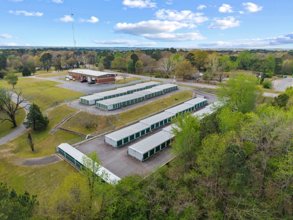 Facility photo: //images.sparefoot.com/medium/2462756a51185c87f58.jpg