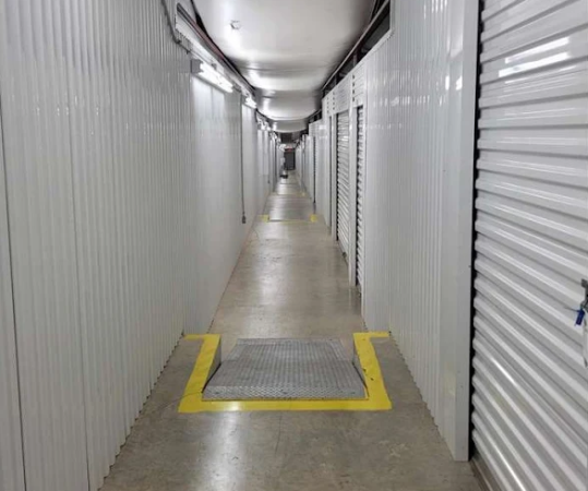 Facility photo: //images.sparefoot.com/medium/2462816a56ae6685fdd.png