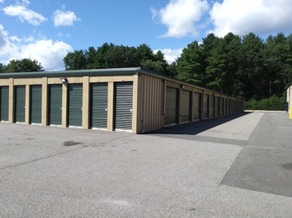 Facility photo: //images.sparefoot.com/medium/2462836a5780c160495.png
