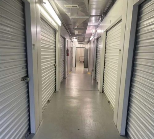 Facility photo: //images.sparefoot.com/medium/2462936a5777f1d6620.png