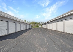 Facility photo: //images.sparefoot.com/medium/2463416a554fde52d18.jpg