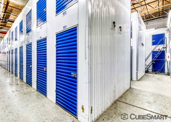 Storage Units at CubeSmart Self Storage - Queens - 122-20 Merrick Blvd - 122-20 Merrick Blvd