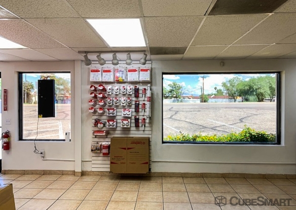 Storage Units at CubeSmart Self Storage - Tucson - 5550 South Palo Verde - 5550 S Palo Verde Rd