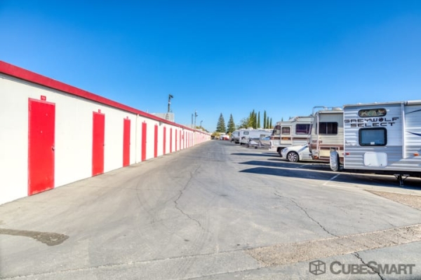 Storage Units at CubeSmart Self Storage - Sacramento - 2620 Florin Rd - 2620 Florin Rd