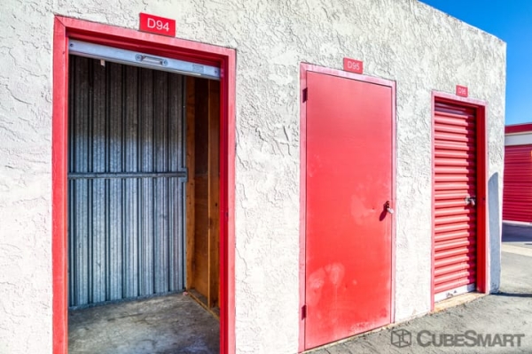 Storage Units at CubeSmart Self Storage - Sacramento - 2620 Florin Rd - 2620 Florin Rd