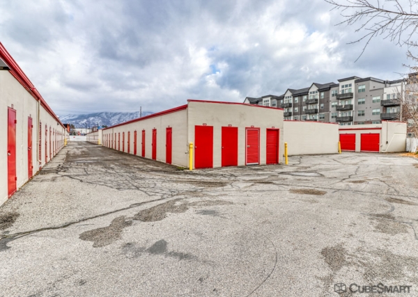 Facility photo: //images.sparefoot.com/medium/6326669f5c6fc5e646.jpg