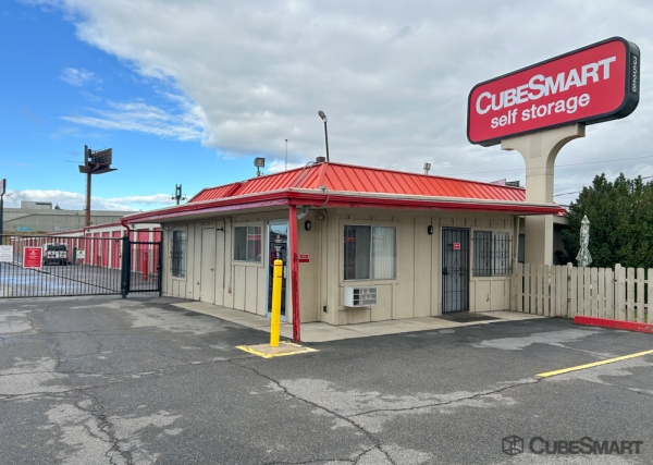 Storage Units at CubeSmart Self Storage - Salt Lake City - 3528 South 300 West - 3528 South 300 West