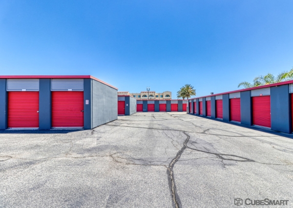 Storage Units at CubeSmart Self Storage - Rialto - 210 West Bonnie View Drive - 210 W Bonnie View Dr