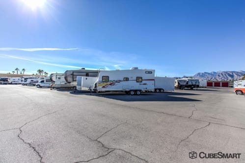 Storage Units at CubeSmart Self Storage - Las Vegas - 7370 W Cheyenne Ave - 7370 W Cheyenne Ave