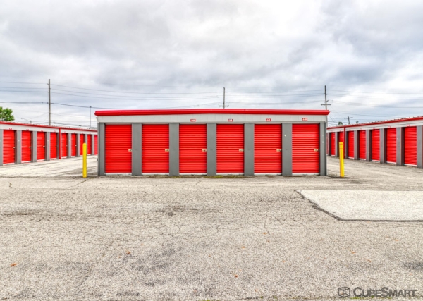 Facility photo: //images.sparefoot.com/medium/6329968834ca166752.jpg