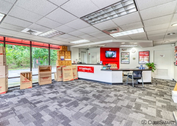 Facility photo: //images.sparefoot.com/medium/633106881d7f61c7aa.jpg